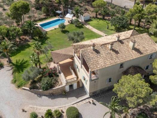 Bauernhaus zum Kauf 1.750.000 € 5 Zimmer 370 m² 7.300 m² Grundstück ses Salines 07640
