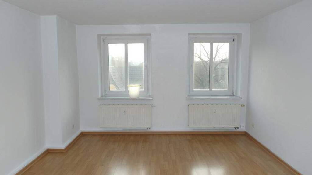Wohnung zur Miete 435 € 2 Zimmer 66,8 m² 3. Geschoss Friedrich-Ebert-Platz 6 Gröba Riesa 01591