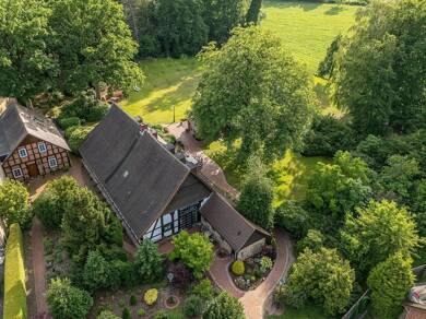 Herrenhaus zum Kauf provisionsfrei 1.150.000 € 14 Zimmer 392 m² 6.417 m² Grundstück Epe Bramsche 49565