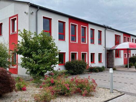 Freifläche zur Miete 12,79 € 86 m² Lagerfläche Lanzendorf Himmelkron 95502