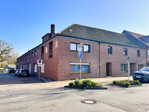 Mehrfamilienhaus zum Kauf als Kapitalanlage geeignet 599.000 € 17 Zimmer 709 m² 897 m² Grundstück Ringenberg Hamminkeln 46499