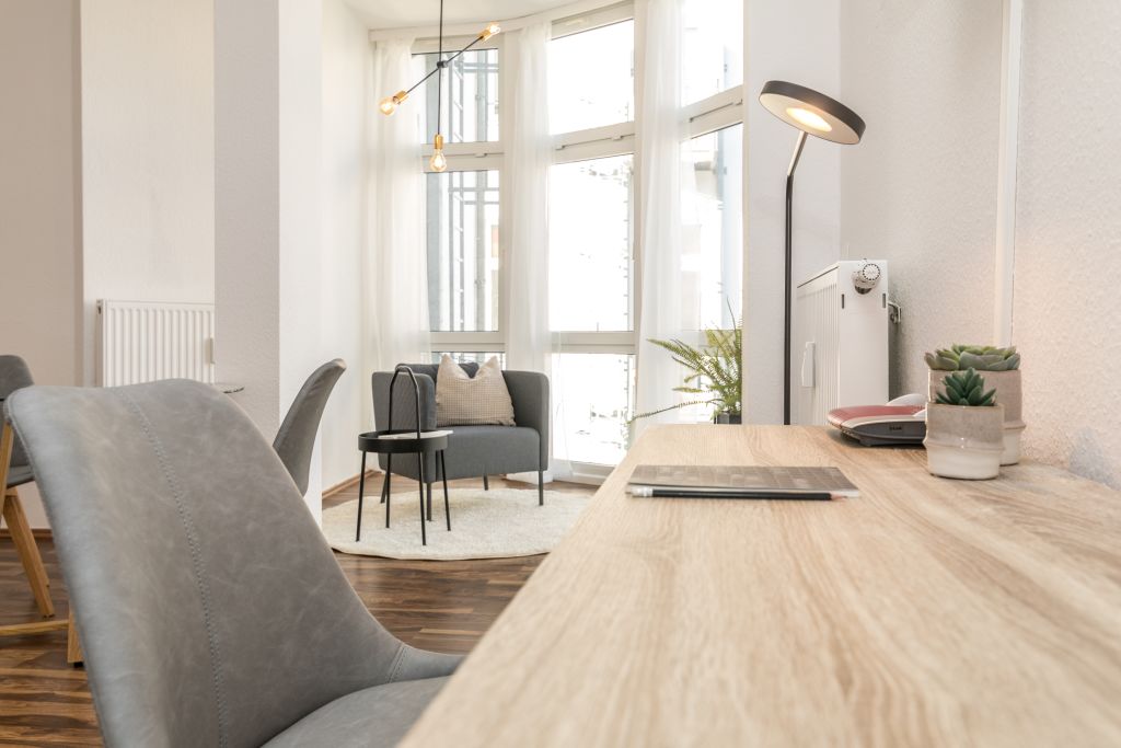 Wohnung zur Miete Wohnen auf Zeit 1.490 € 3 Zimmer 55 m²<br/>Wohnfläche 01.11.2024<br/>Verfügbarkeit Hans-Löscher-Straße Schellheimerplatz Magdeburg 39108