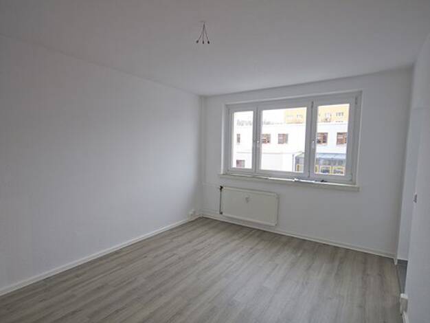 Wohnung zur Miete 247 € 2 Zimmer 41,1 m² 2. Geschoss frei ab 01.10.2026 Hildesheimer Str. 24 Südstadt Halle (Saale) 06128
