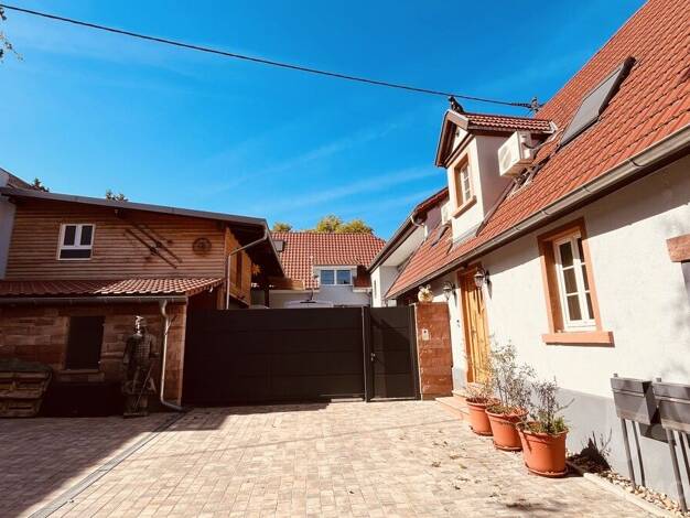 Haus zum Kauf 845.000 € 9 Zimmer 333 m² 1.520 m² Grundstück Wachenheim 67591