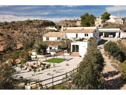 Villa zum Kauf 495.000 € 8 Zimmer 8.000 m² Grundstück Arroyo Medina 0 Oria 00000
