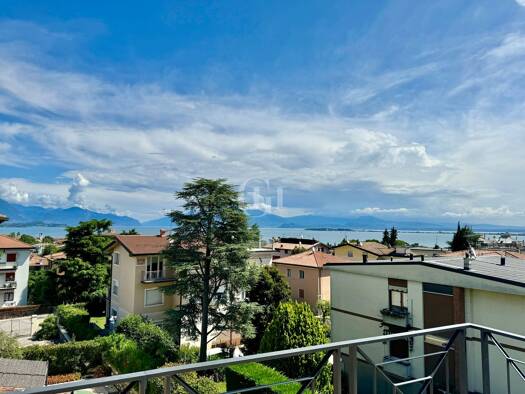 Penthouse zum Kauf 549.000 € 3 Zimmer 90 m² EG Desenzano del Garda 25015