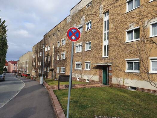 Wohnung zur Miete 300 € 1,5 Zimmer 44 m² frei ab sofort Am Tonteich 3 Eisenberg 07607