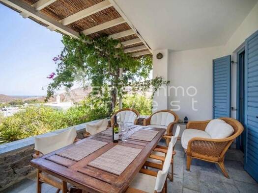 Maisonette zum Kauf 430.000 € 4 Zimmer 110 m² Municipality of Serifos 840 05