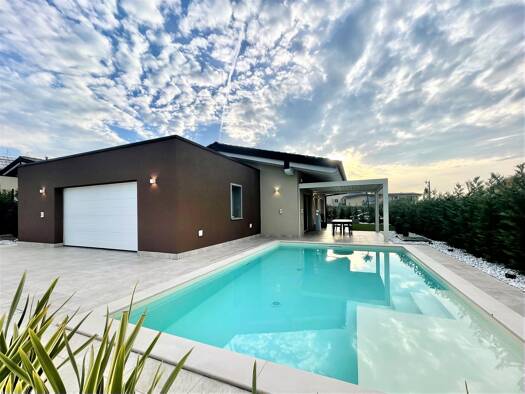 Villa zum Kauf - Erstbezug 579.000 € 5 Zimmer 180 m² 350 m² Grundstück frei ab sofort Strada Gabbione Ponti sul Mincio