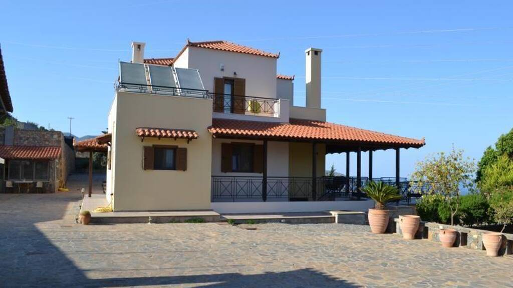 Haus zum Kauf 950.000 € 8 Zimmer 350 m² 4.000 m² Grundstück Kreta Agios Nikolaos 721 00