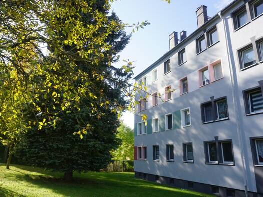 Wohnung zum Kauf 115.000 € 7 Zimmer 126 m² Geschoss 1/4 Sehmatal-Sehma Sehmatal 09465