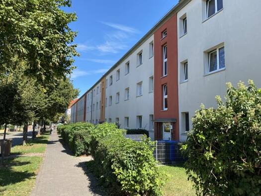 Wohnung zur Miete 495 € 4 Zimmer 87,9 m² EG Markgrafenweg 39 Naumburg 06618