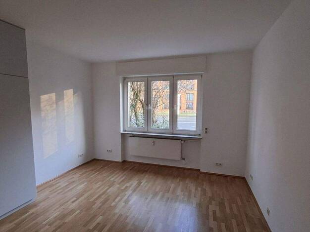 Wohnung zur Miete 1.160 € 3 Zimmer 80 m² EG Nordend-West Frankfurt 60322