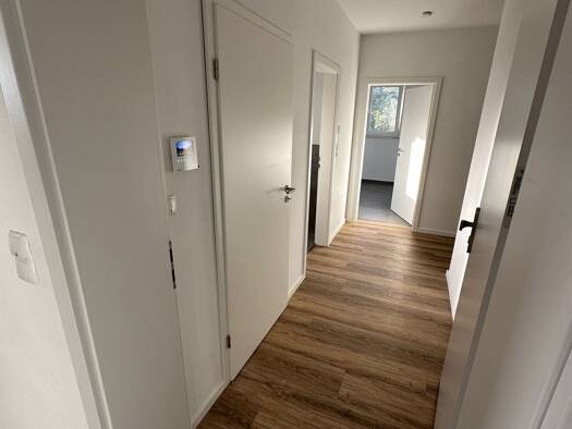 Wohnung zur Miete 975 € 3,5 Zimmer 99 m² Geschoss 1/2 frei ab sofort Steinberger Straße 51 Bückeburg Bückeburg 31675