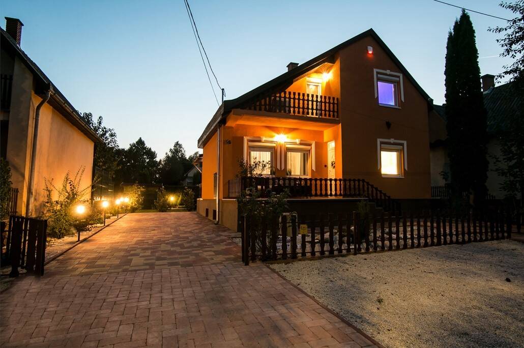 Einfamilienhaus zum Kauf 190.000 € 4 Zimmer 75 m²<br/>Wohnfläche 350 m²<br/>Grundstück ab sofort<br/>Verfügbarkeit Dombóvár-Gunaras