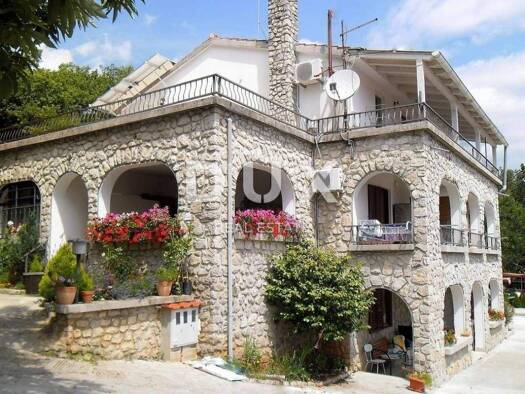 Ladenfläche zum Kauf 1.150.000 € 8 Zimmer Lovran