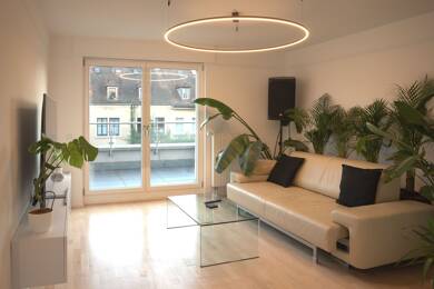 Wohnung zur Miete 2.490 € 2,5 Zimmer 86 m² Geschoss 3/3 frei ab 15.09.2025 Erthalstraße 3 Frauenland Würzburg 97074