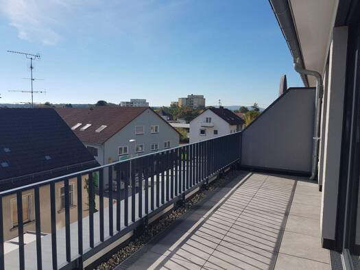 Penthouse zur Miete 1.250 € 2,5 Zimmer 97 m² 3. Geschoss frei ab sofort Hauptstr. 40 Markdorf 88677