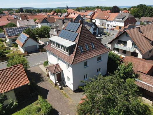 Haus zum Kauf 420.000 € 9 Zimmer 260 m² 795 m² Grundstück Dransfeld 37127