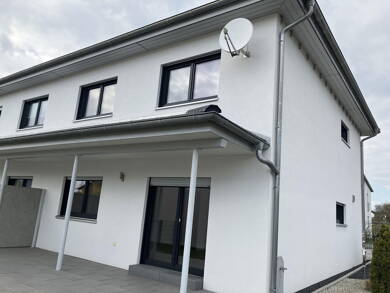 Doppelhaushälfte zur Miete 1.100 € 4 Zimmer 120 m² 750 m² Grundstück Irchenrieth 92699