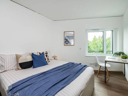 Wohnung zur Miete 1.350 € 26 m² Ontarioseestraße 32 Friedrichsfelde Lichtenberg 10319