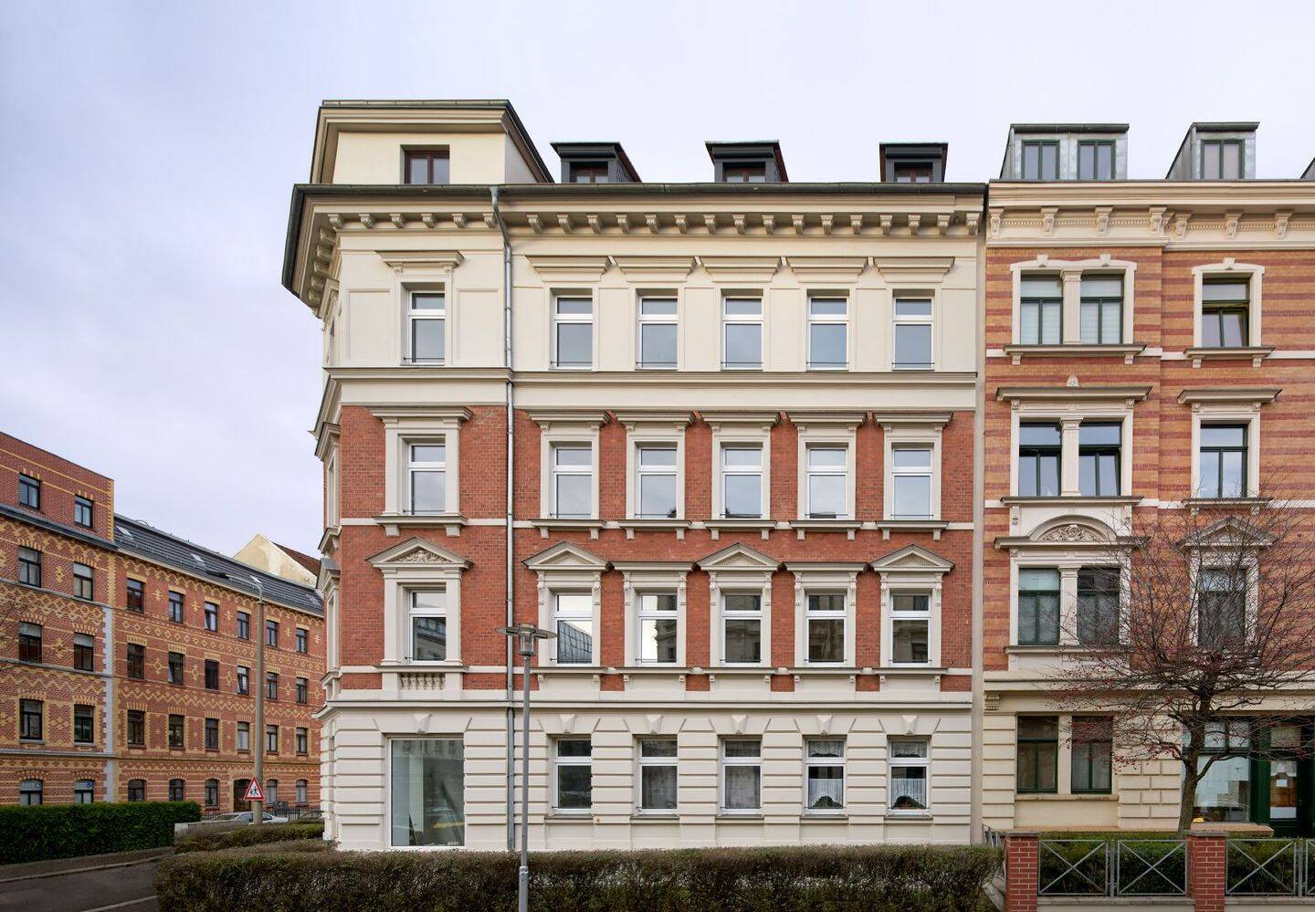 Schöne Kapitalanlage in Gohliser Gründerzeitbau: Vermietete 2-Zimmer-Wohnung mit Balkon – Elsbethstraße 34, 4155 Leipzig – Vorschaubild 4