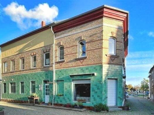 Mehrfamilienhaus zum Kauf 14 Zimmer 360 m² 353 m² Grundstück Bad Frankenhausen 06567