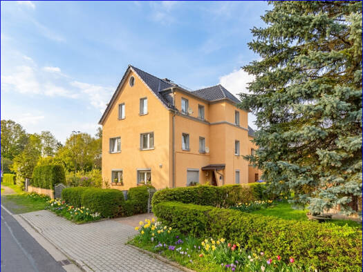Stadthaus zum Kauf 573.000 € 9 Zimmer 228 m² 7.300 m² Grundstück Großenhain Großenhain 01558