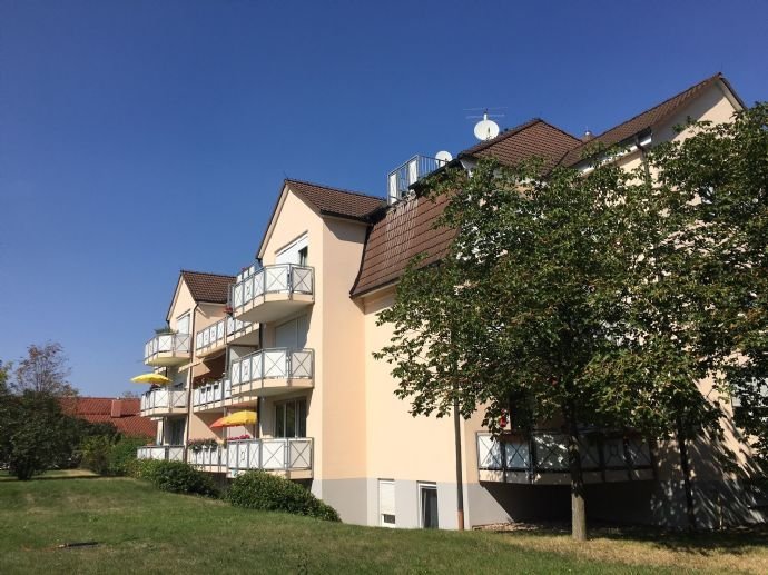 Wohnung zum Kauf als Kapitalanlage geeignet 129.000 € 3 Zimmer 86,7 m²<br/>Wohnfläche Hannostraße 7c Saalfeld Saalfeld/Saale 07318