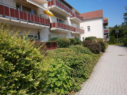 Wohnung zur Miete 525 € 2 Zimmer 70 m² 1. Geschoss frei ab sofort Schmöllnsche Landstraße 2 Altenburg 04600