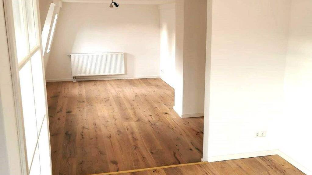 Maisonette zum Kauf 306.000 € 2,5 Zimmer 69 m² 3. Geschoss Lauffen am Neckar 74348