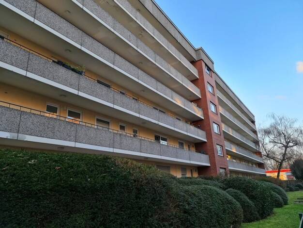 Wohnung zum Kauf provisionsfrei 221.000 € 3 Zimmer 75 m² 5. Geschoss Kalk-Mülheimer Straße 409 Mülheim Köln 51065