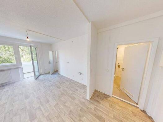 Wohnung zur Miete 254 € 2 Zimmer 34,1 m² 6. Geschoss frei ab 01.06.2026 Alfred-Neubert-Str. 3 Markersdorf Chemnitz 09123