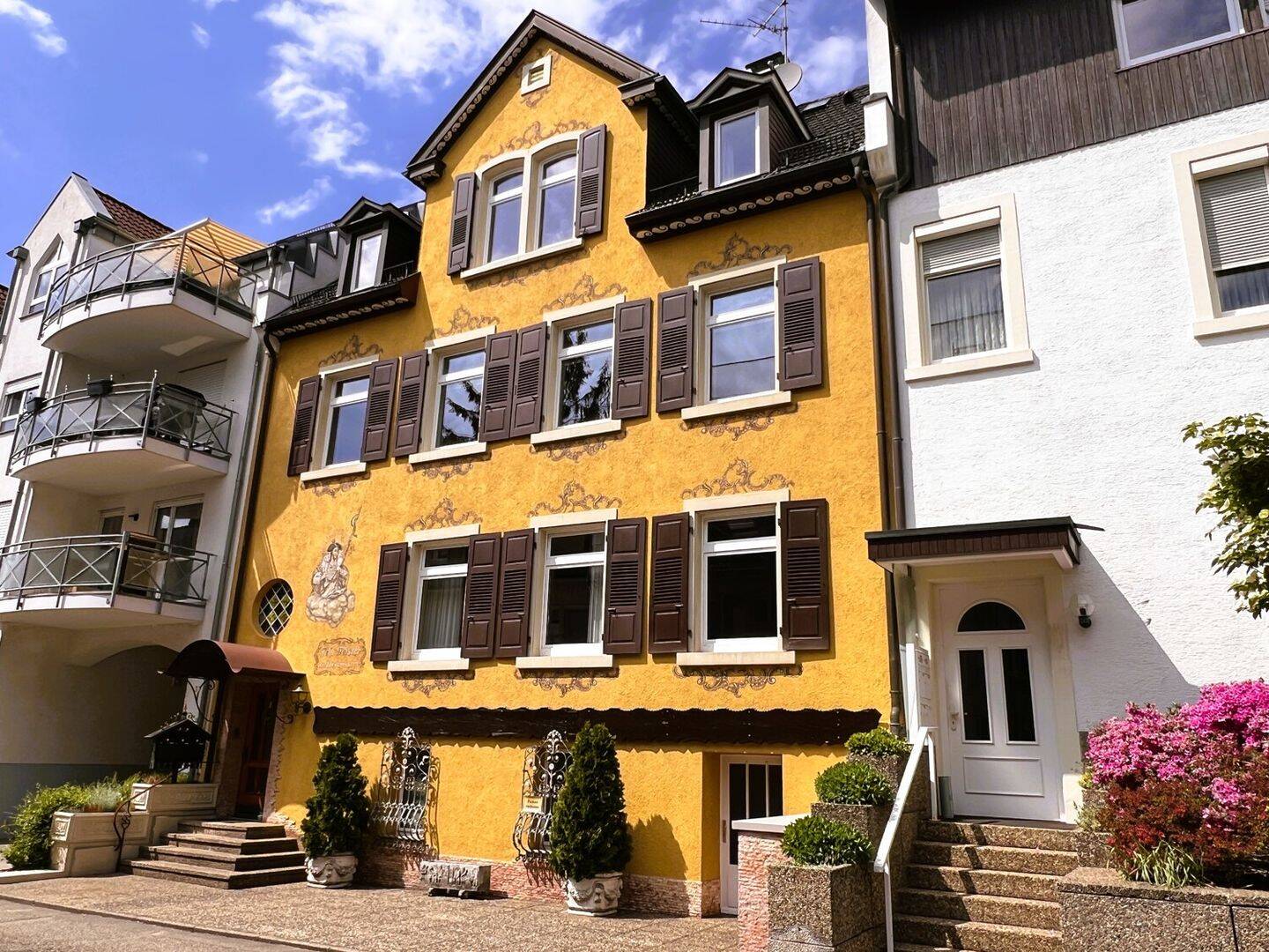 Mehrfamilienhaus zum Kauf - Ansicht 2