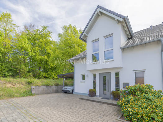 Doppelhaushälfte zum Kauf 449.000 € 5 Zimmer 123 m² 253 m² Grundstück Nackhausen Neunkirchen-Seelscheid 53819