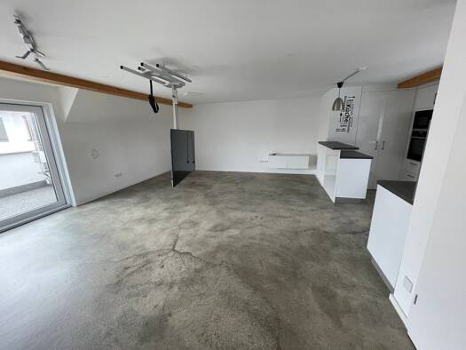 Maisonette zur Miete 1.045 € 2 Zimmer 95 m² Geschoss 2/3 frei ab sofort Ortsstraße 24 Straß Nersingen 89278