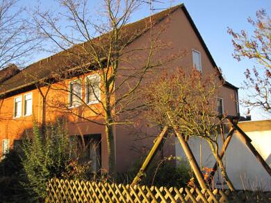 Reihenmittelhaus zur Miete 1.100 € 4 Zimmer 130 m² frei ab 01.10.2025 Ahornstraße 10 Lichtenau Lichtenau 91586