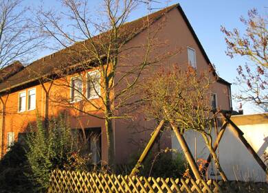 Reihenmittelhaus zur Miete 1.100 € 4 Zimmer 130 m² frei ab 01.10.2025 Ahornstraße 10 Lichtenau Lichtenau 91586