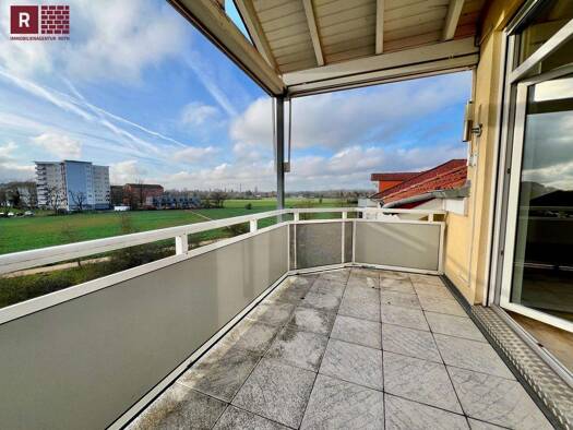 Wohnung zur Miete 1.495 € 3 Zimmer 106 m² 3. Geschoss frei ab 01.01.2026 Rumpenheim Offenbach 63075