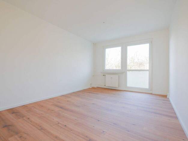 Wohnung zur Miete 330 € 3 Zimmer 60 m² 1. Geschoss Neustadt Neustadt in Sachsen 01844