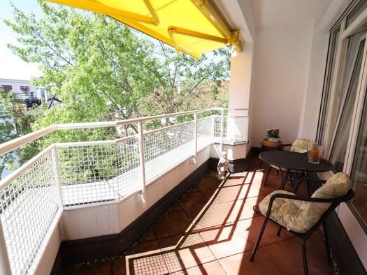 Studio zur Miete 990 € 2 Zimmer 56 m² Geschoss 3/4 frei ab 01.10.2026 Innenstadt Reutlingen 72764