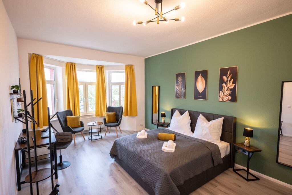 Wohnung zur Miete Wohnen auf Zeit 2.709 € 4 Zimmer 125 m²<br/>Wohnfläche 27.12.2024<br/>Verfügbarkeit Lohstraße Zentrum 015 Chemnitz 09111