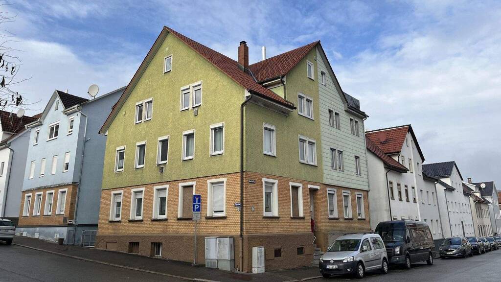 Mehrfamilienhaus zum Kauf 339.000 € 9 Zimmer 146 m² 118 m² Grundstück Tuttlingen 78532
