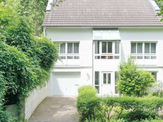 Einfamilienhaus zum Kauf 649.800 € 7 Zimmer 182 m² 486 m² Grundstück Achdorf Landshut 84036