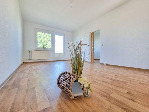 Wohnung zur Miete 385 € 3 Zimmer 69,9 m² 5. Geschoss frei ab sofort Lerchenwuhne 132 Neustädter Feld Magdeburg 39128