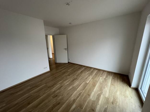 Wohnung zur Miete 900 € 4 Zimmer 91,4 m² 2. Geschoss Rehau 95111
