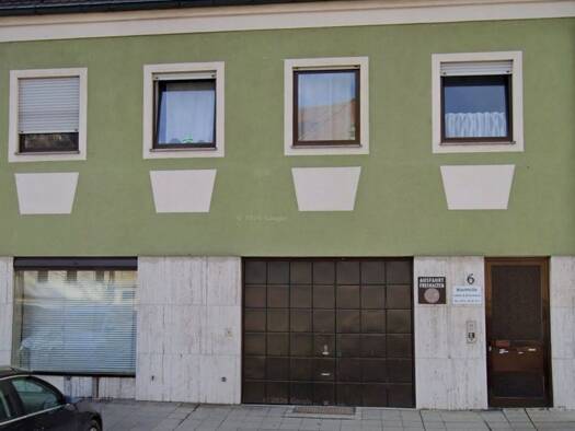 Wohnung zur Miete 700 € 4 Zimmer 90 m² Geschoss 1/2 frei ab 01.09.2026 Amberg Amberg 92224
