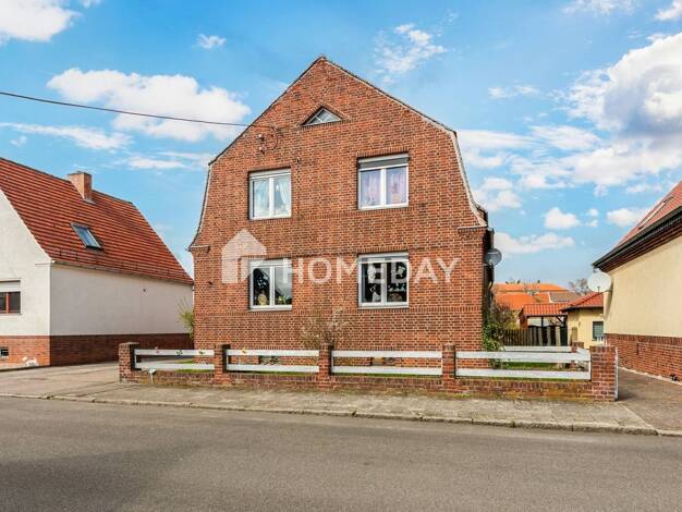 Einfamilienhaus zum Kauf 145.000 € 5 Zimmer 149 m² 715 m² Grundstück frei ab sofort Genthin Genthin 39307