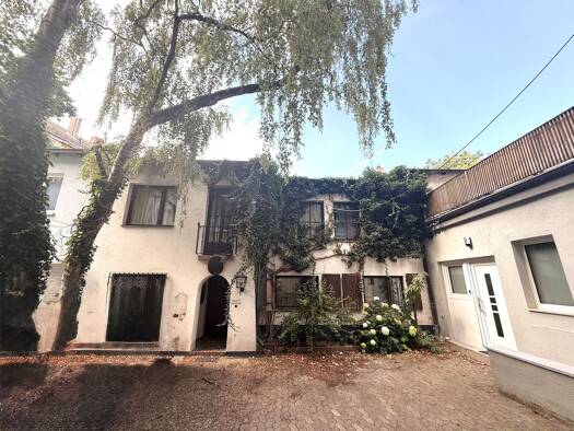 Restaurant zum Kauf 199.000 € 99 m² Gastrofläche 360 m² Grundstück Galgenhof Nürnberg 90459