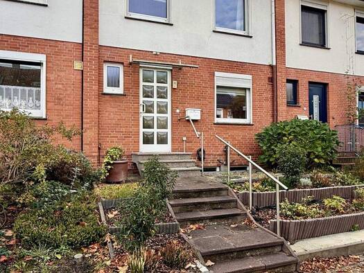 Reihenmittelhaus zum Kauf 239.000 € 5 Zimmer 100 m² 215 m² Grundstück frei ab sofort Dwoberg/Ströhen Delmenhorst 27751